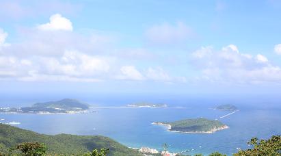 【近海版 0够大玩家】<蜈支洲岛、直升机体验、槟榔谷黎苗文化、亚龙湾国际玫瑰谷>双飞4天